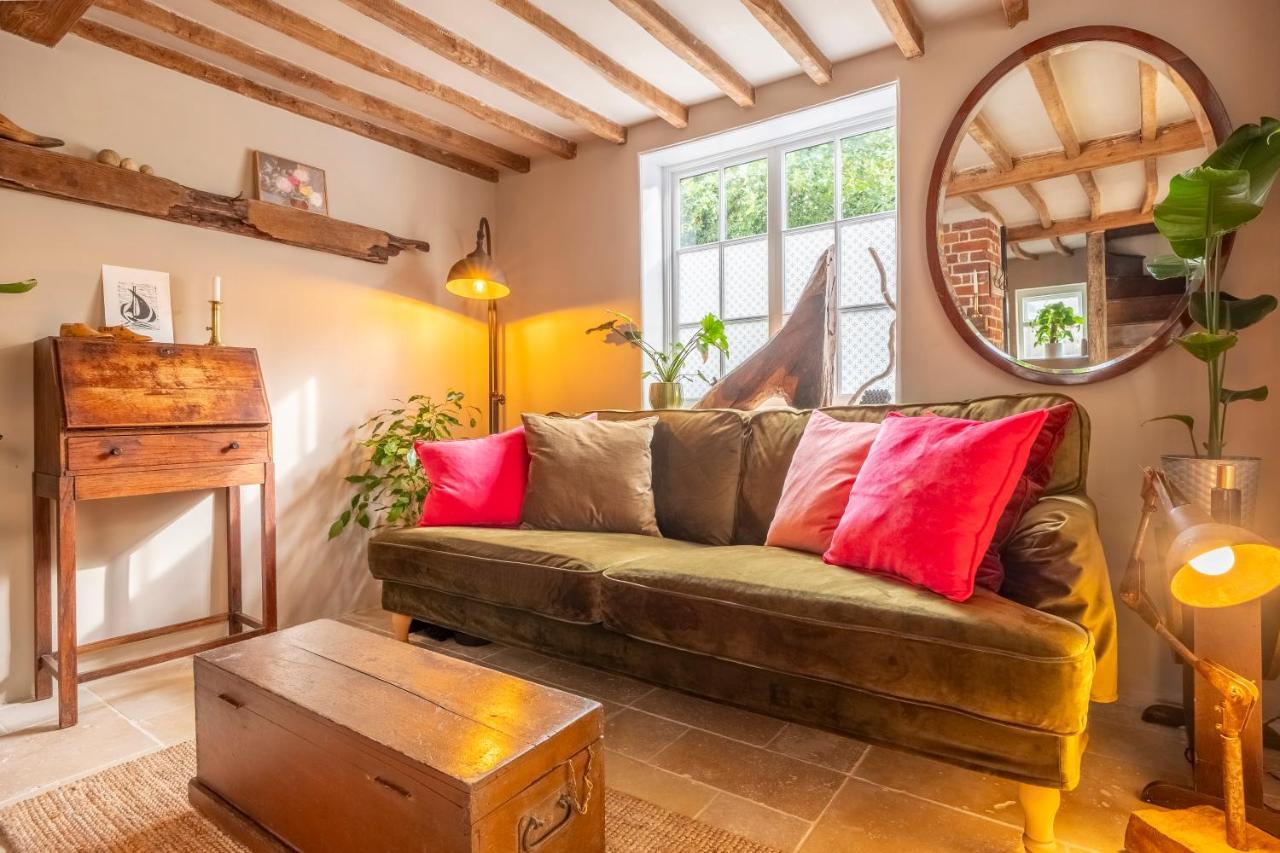 Most Romantic Cottage In Suffolk - Number Four Framlingham Exterior foto