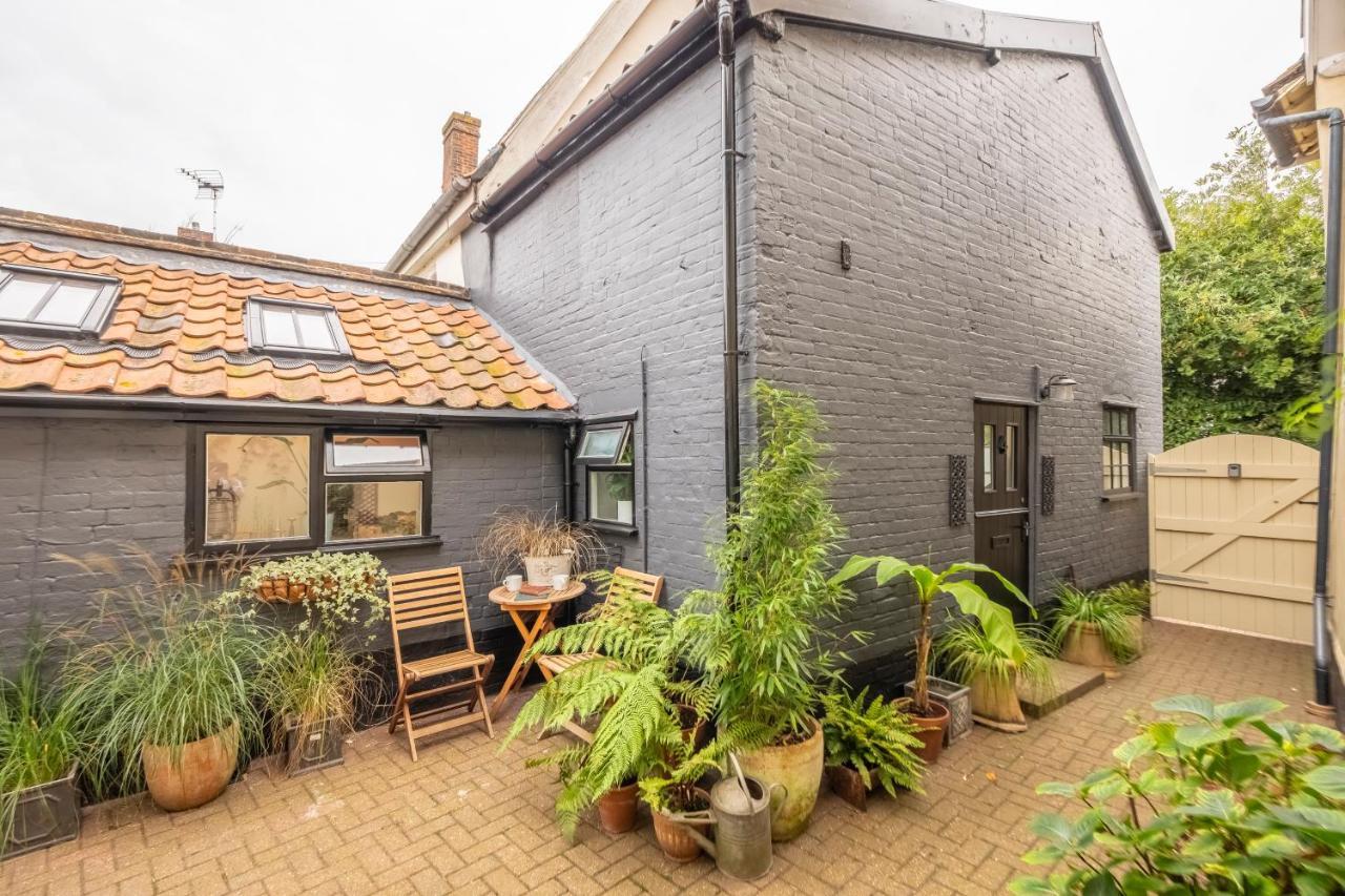 Most Romantic Cottage In Suffolk - Number Four Framlingham Exterior foto